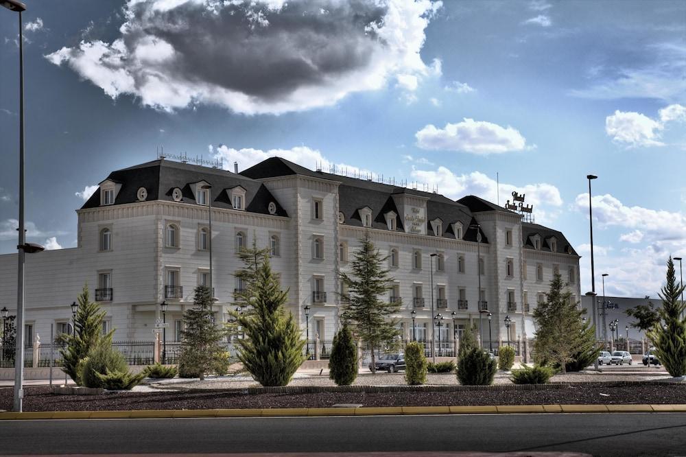 Hotel Santa Isabel Albacete Exterior foto