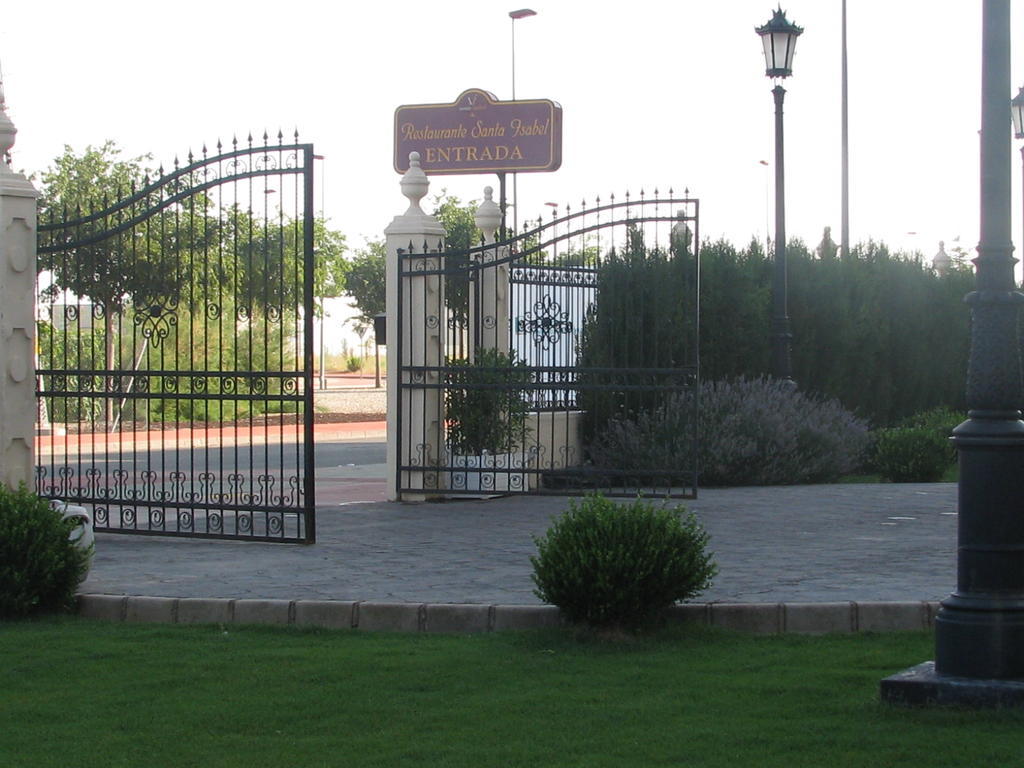 Hotel Santa Isabel Albacete Exterior foto